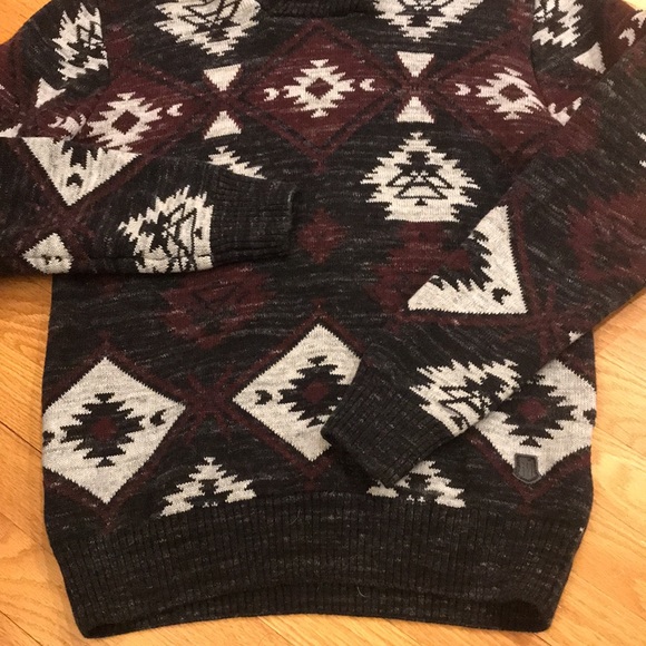 Mens TRASH NOUVEAU Aztec Tribal Black Gray Burgundy Toggle Shawl Neck Sweater M - Picture 12 of 16